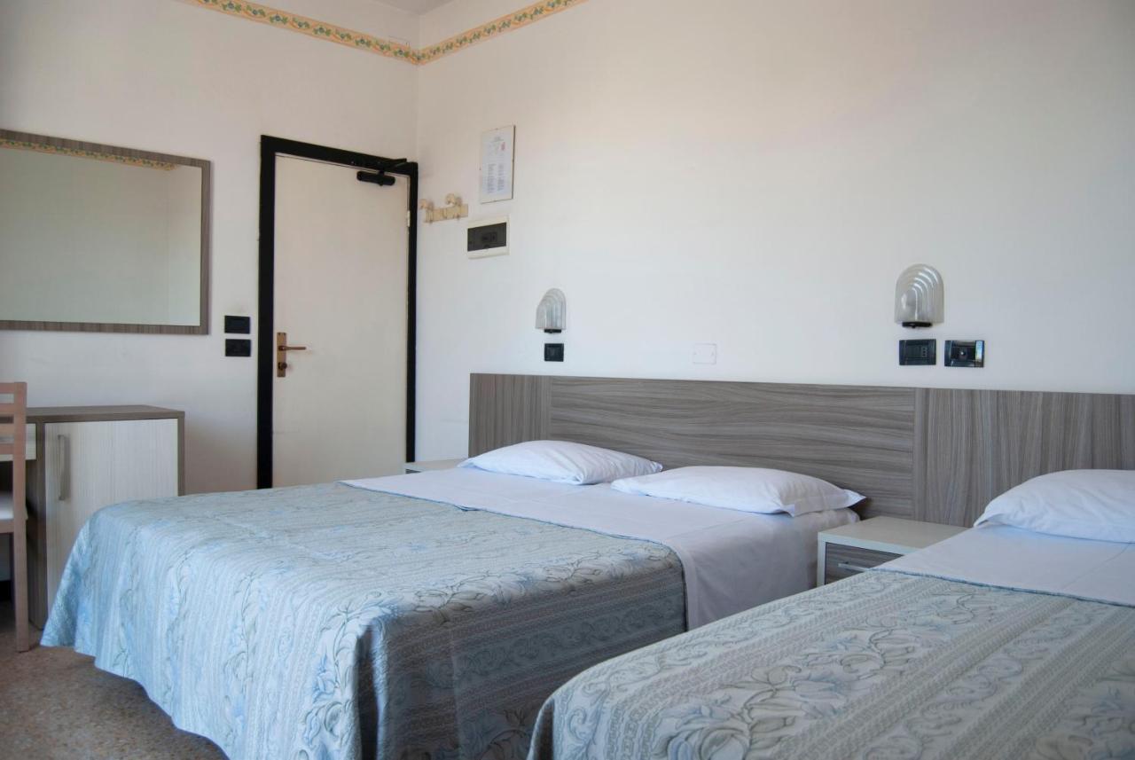 Hotel Ardesia ริมินี ภายนอก รูปภาพ